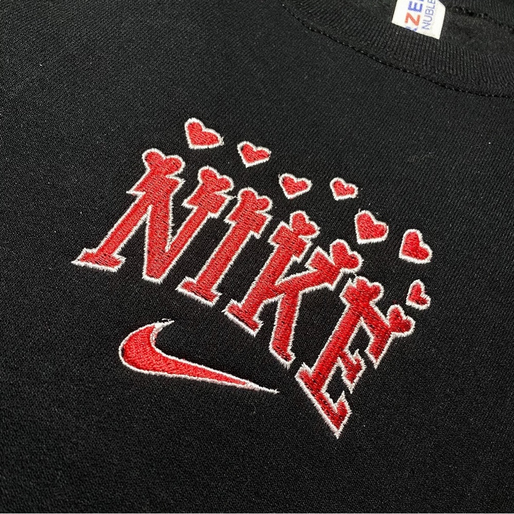 Nike Hearts Crewneck